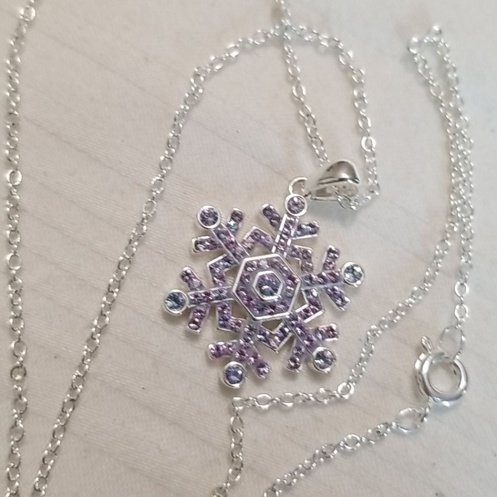 New JCM Snowflake Silver Tone Necklace